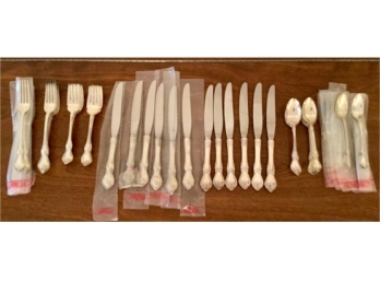 Reed And Barton Sterling Silver Flatware Service For 12 -  NO MONOGRAM - 60 Pieces