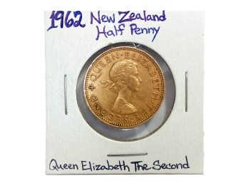 1962 New Zealand Half Penny (Queen Elizabeth The Second)