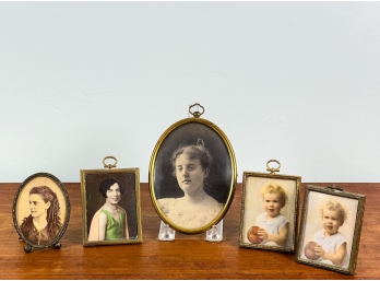 (5) VINTAGE TABLE-TOP PICTURE FRAMES