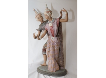 Vintage Lladro Thai Couple  Stoneware Figurine