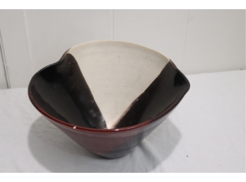 Modern Art Pottery Bowl