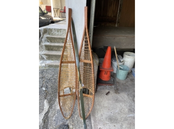 Vintage Faber Wood And Rawhide Snowshoes And A Hunter Recurve (as Is)