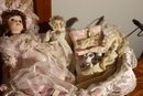 316-doll Carriage And 3 Dolls