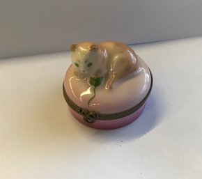 97 - Limoges Castel Cat Hinged Jewelry Box