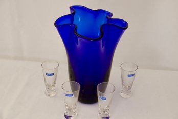 39-Ruffled Cobalt Vase With 4 Marquis Waterford Cordials