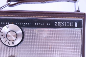 129. Zenith Royal 66 Radio