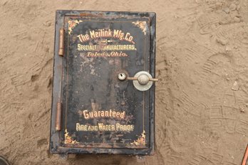 139. Meilink Safe Antique Real Safe