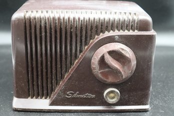 255. Silvertone Radio