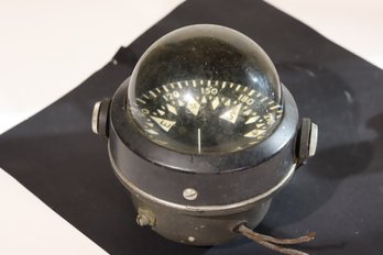 118 - Airplane Directional Instrument Airguide Compass