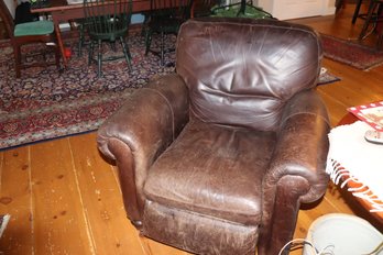 212 - Leather Recliner 1 Of 2 In Auction