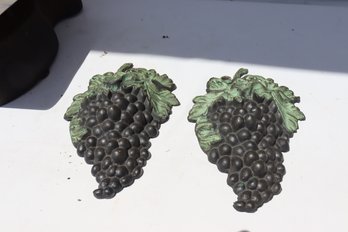 Metal Grape Wall Hanging - 22