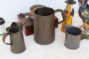 Nice Lot Of Vintage Oil Cans-81