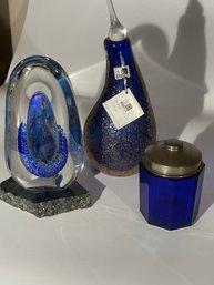 92 - Contemporary Art Glass Lot