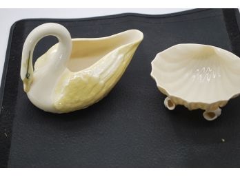 Belleek Swan And Shell-137