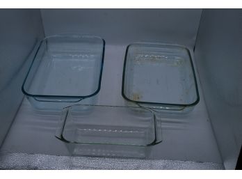 3 Pyrex Baking Dishes-269