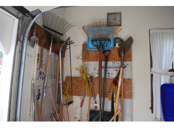 Large Lot Of Garden Tools-276