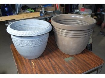 3 Large Plastic Planters-76