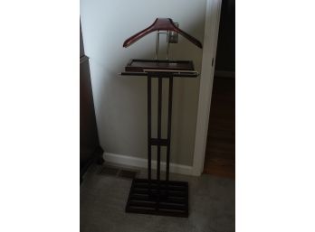 Clothes Stand 84