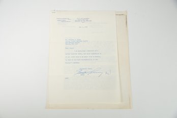 1968 Mayor Of Albany Erastus Corning Signed Letter And Photostat On Vietnam Veteran American Legion Issues