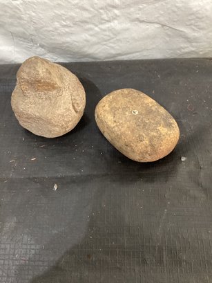 Mano Stone And Columbian Stone?