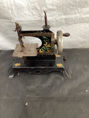 Vintage Germany Childs Hand Crank Sewing Machine Floral Pattern