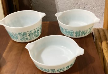 Pyrex Butterprint Bake Serve Store White Round Bowls