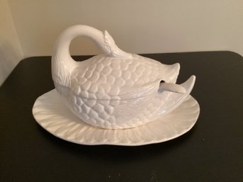 Vintage Ceramic White Swan Soup Tureen With Platter And Ladle