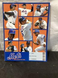 2007 NEW YORK METS OFFICIAL YEARBOOK-DAVID WRIGHT-PEDRO MARTINEZ-JOSE REYES-MLB