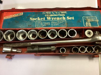 Imperial Forge Socket Wrench Set 18 Of The 21 Pieces 3.4 & 1.5 Drive