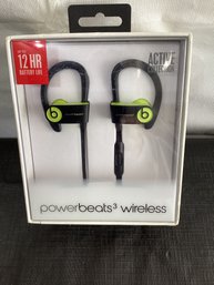Powerbeats 3 Wireless Active Collection LEBRON JAMES In SHOCK YELLOW.