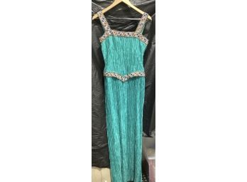 Stunning Mary McFadden Couture  Vintage Green Gown