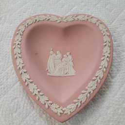 Wedgewood Pick Heart