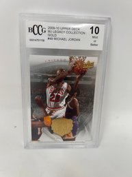 Michael Jordan Gold Legacy Card