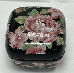 Japanese Tavistock Otagiri Porcelain Trinket Box Japan Late 20th Century