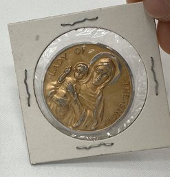 Vintage CHRISTIAN Mary Jesus Medal