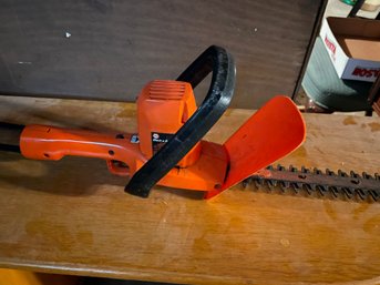 Black & Decker Electric Hedge Trimmer