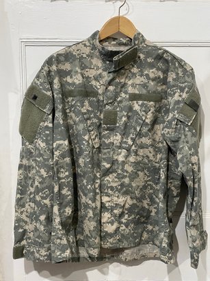 Digital Camo Military Uniform Shirt - Size Large Regular