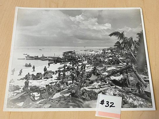 'ASHORE AT TARAWA' Original WWII Press Photo