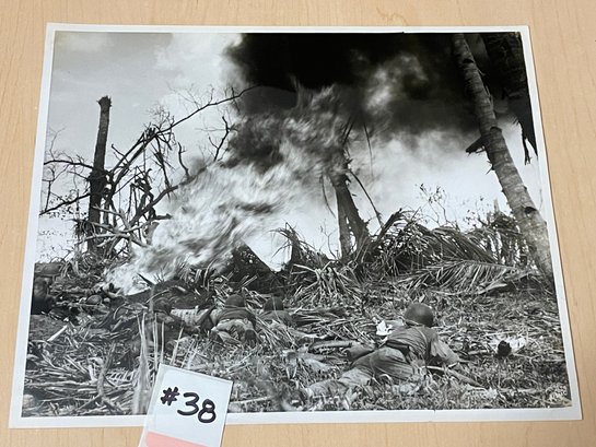 'PILLBOX EXTERMINATORS' U.S. Marines On Guam WWII Original Press Photo