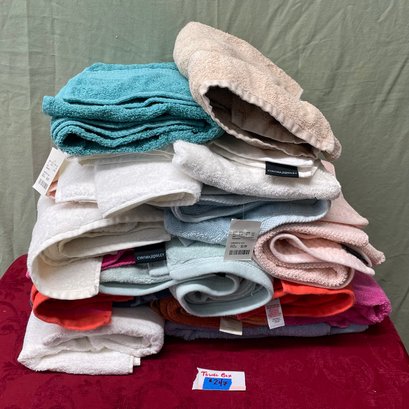 Towel Lot - Bath Towels, Hand Towels & Washcloths