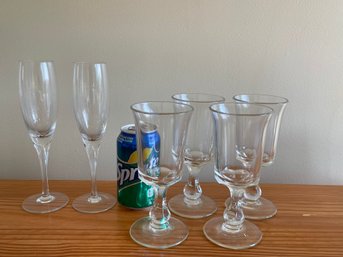 Wine & Champagne Glasses/Flutes