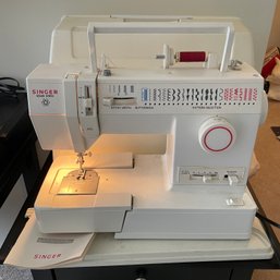 Singer Sewing Machine Model 9034