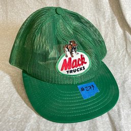MACK TRUCKS Vintage Mesh Trucker Hat
