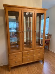 Beautiful Ethan Allen China Cabinet - Light Maple, Tons Of Storage!