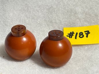 Super Vintage Bakelite Salt & Pepper Shakers Set - Small Round Balls Design