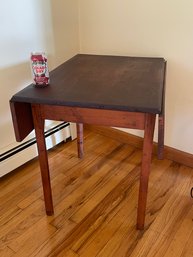 Small Antique/Vintage Drop Leaf Table