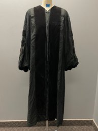 Vintage High Quality Graduation Gown/Robe - Fifth Avenue Collegiate Cap & Gown Co.