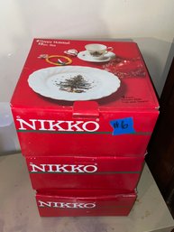 (12 Place Settings) NIKKO Happy Holidays - Christmas Tree Dishes #6