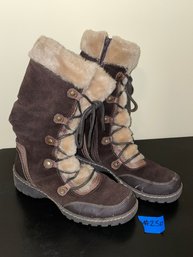 Bare Traps Fuzzy Boots 'Bianka' Size 9 1/2M