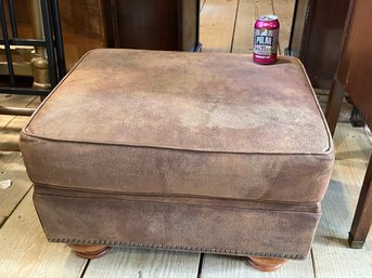 Broyhill Hassock/Ottoman - Faux Leather